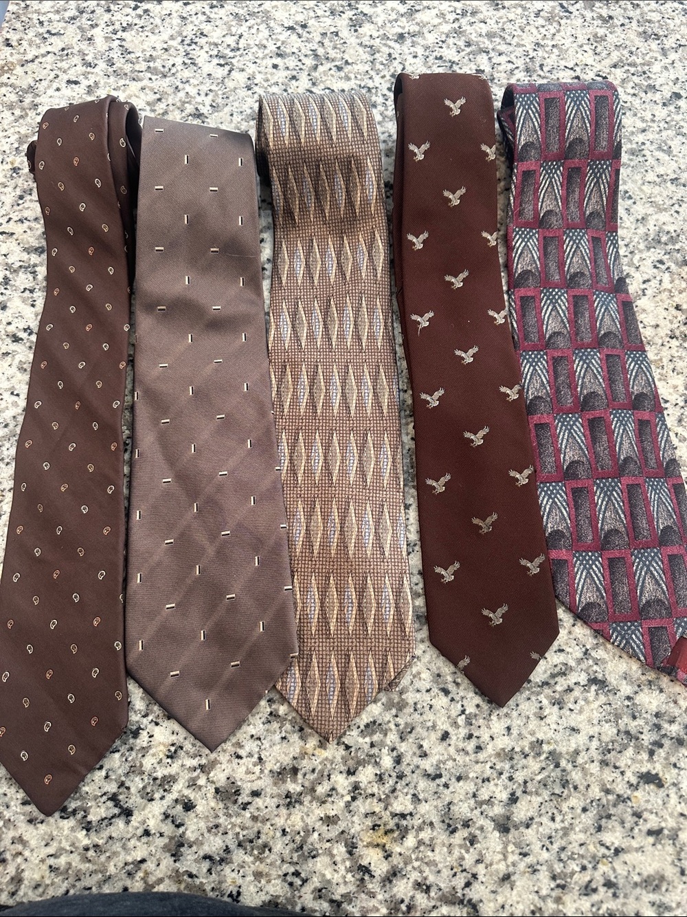 Men's Brown Patterned Necktie - Classic Brown Solid & Motif Styles